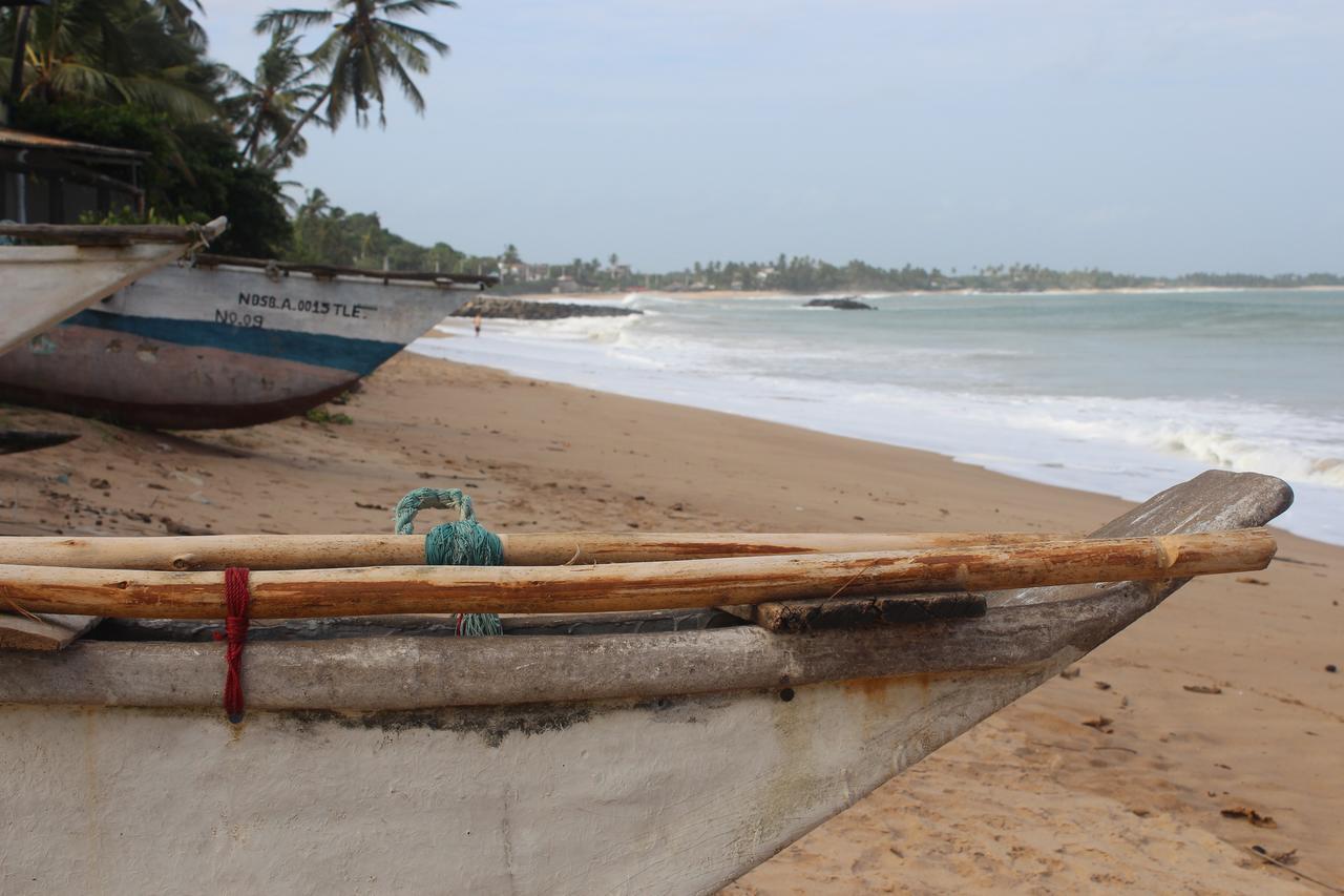Julie Guest House Tangalle Exterior foto